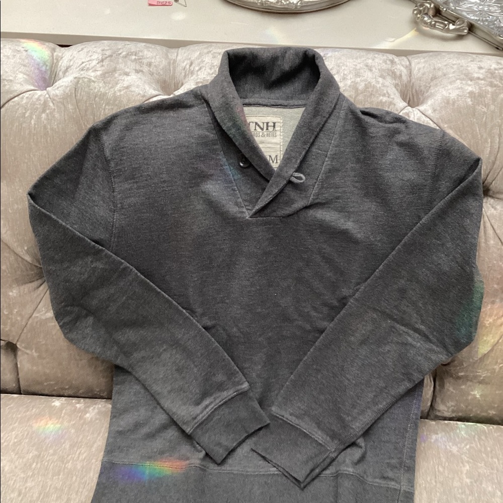 Mens grey pullover